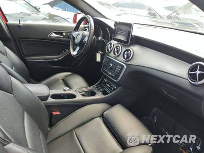 2017 Mercedes-Benz GLA GLA 250 4dr SUV - zdjęcie 39 z 41 - miniatura