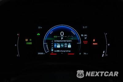 2025 Toyota Camry LE - zdjęcie 16 z 27 - miniatura
