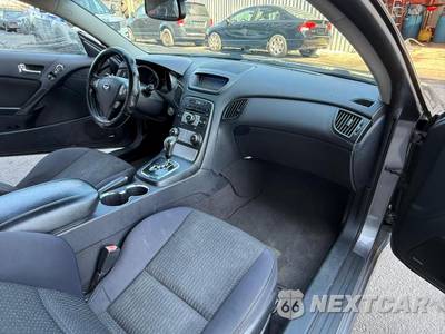 2010 Hyundai Genesis Coupe 2.0T Premium - zdjęcie 22 z 27 - miniatura