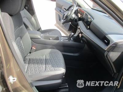 2026 Nissan Kicks SV - zdjęcie 18 z 27 - miniatura
