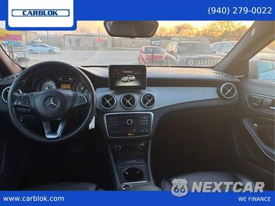 2017 Mercedes-Benz GLA 250 4MATIC - zdjęcie 11 z 36 - miniatura