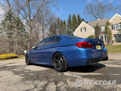 2016 BMW M5 Sedan - zdjęcie 4 z 11 - miniatura
