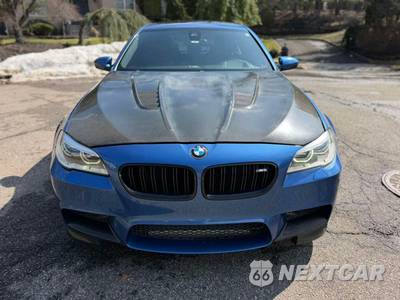 2016 BMW M5 Sedan - zdjęcie 6 z 11 - miniatura