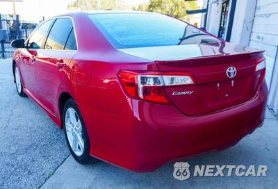 2014 Toyota Camry SE - zdjęcie 5 z 37 - miniatura