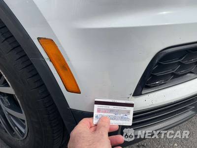 2021 Volkswagen Tiguan S - zdjęcie 38 z 50 - miniatura
