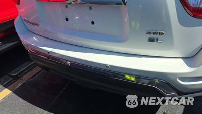2019 Nissan Pathfinder SL - zdjęcie 6 z 11 - miniatura