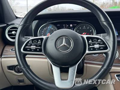 2019 Mercedes-Benz E 450 4MATIC Wagon - zdjęcie 21 z 35 - miniatura