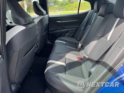 2025 Toyota Camry SE - zdjęcie 13 z 14 - miniatura