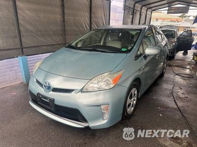 2014 Toyota Prius Two - zdjęcie 6 z 19 - miniatura