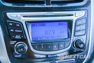 2013 Hyundai Accent GLS Sedan - zdjęcie 3 z 38 - miniatura