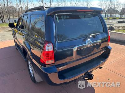 2009 Toyota 4Runner SR5 - zdjęcie 14 z 132 - miniatura