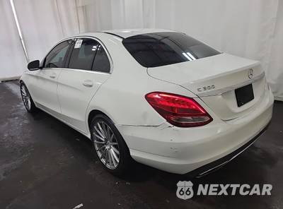 2015 Mercedes-Benz C 300 Sedan - zdjęcie 4 z 12 - miniatura