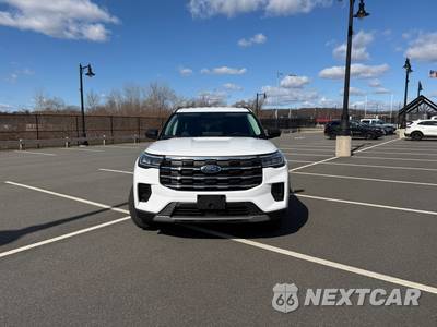 2025 Ford Explorer Active - zdjęcie 6 z 47 - miniatura
