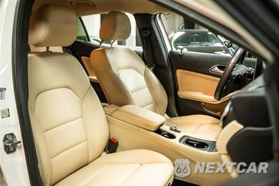 2020 Mercedes-Benz GLA 250 4MATIC - zdjęcie 15 z 27 - miniatura