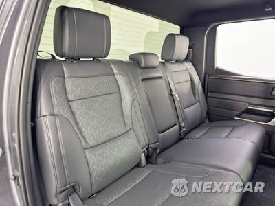 2025 Toyota Tundra Limited Crew Cab Short Bed - zdjęcie 38 z 48 - miniatura