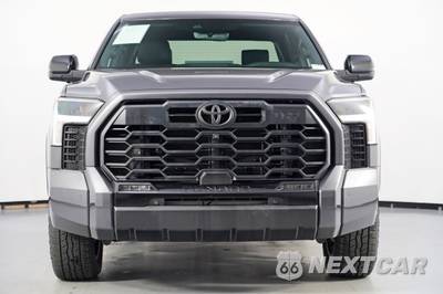 2025 Toyota Tundra Limited Crew Cab Short Bed - zdjęcie 4 z 48 - miniatura