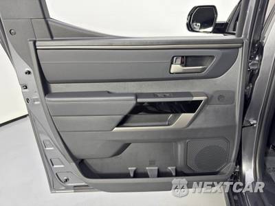 2025 Toyota Tundra Limited Crew Cab Short Bed - zdjęcie 42 z 48 - miniatura