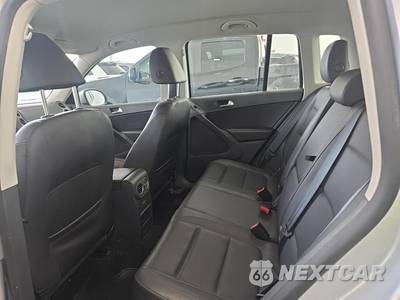 2017 Volkswagen Tiguan 2.0T S - zdjęcie 10 z 18 - miniatura