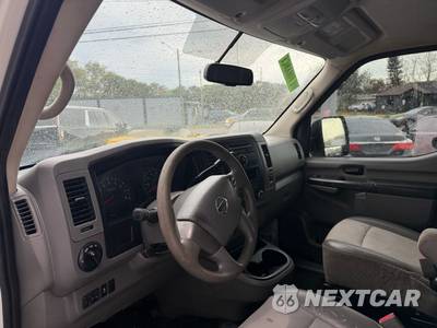 2017 Nissan NV2500 HD Cargo S Standard Roof 146.1" WB - zdjęcie 9 z 13 - miniatura