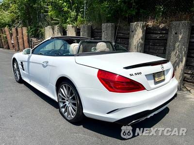 2017 Mercedes-Benz SL 550 - zdjęcie 10 z 34 - miniatura