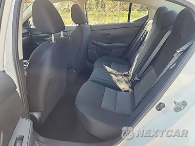 2025 Nissan Sentra SV - zdjęcie 16 z 21 - miniatura