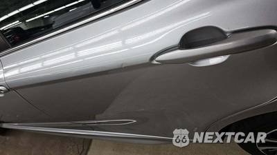 2019 Toyota Camry SE - zdjęcie 36 z 46 - miniatura