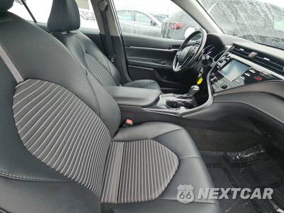 2019 Toyota Camry SE - zdjęcie 14 z 46 - miniatura