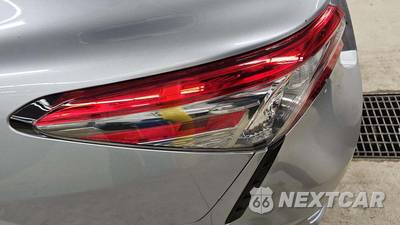 2019 Toyota Camry SE - zdjęcie 37 z 46 - miniatura