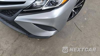 2019 Toyota Camry SE - zdjęcie 28 z 46 - miniatura