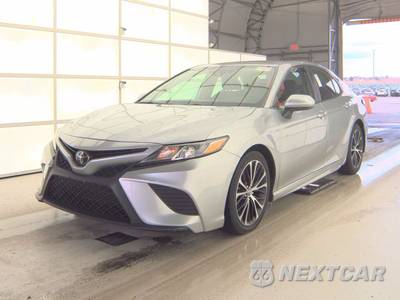 2019 Toyota Camry SE - zdjęcie 1 z 46 - miniatura