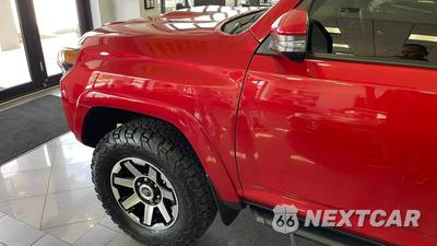 2021 Toyota 4Runner TRD Off-Road Premium - zdjęcie 12 z 54 - miniatura