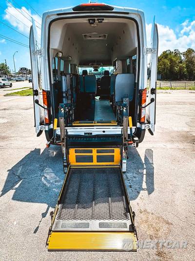2020 Ford Transit 350 HD Passenger Van XL DRW High Roof 148.0" WB - zdjęcie 13 z 36 - miniatura