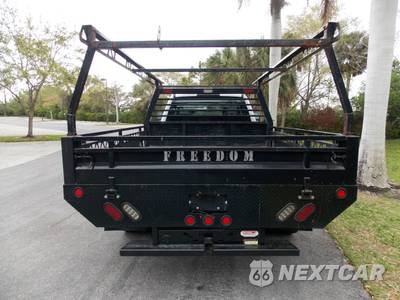 2021 Ford Super Duty F-450 Cab Chassis XL Crew Cab DRW - zdjęcie 6 z 25 - miniatura
