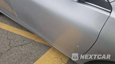 2016 Toyota Camry SE - zdjęcie 15 z 23 - miniatura