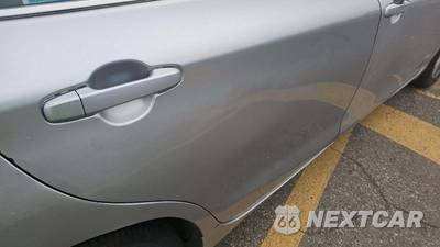 2016 Toyota Camry SE - zdjęcie 12 z 23 - miniatura
