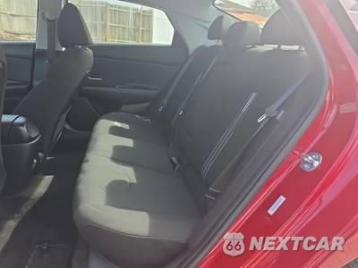 2025 Hyundai Elantra SEL Convenience - zdjęcie 16 z 25 - miniatura