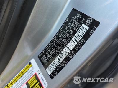 2025 Toyota Camry SE - zdjęcie 17 z 23 - miniatura
