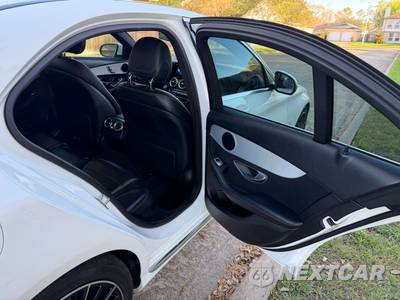 2019 Mercedes-Benz C 300 Sedan - zdjęcie 12 z 38 - miniatura