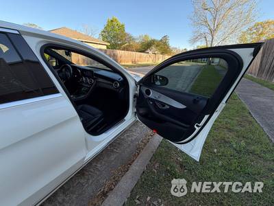 2019 Mercedes-Benz C 300 Sedan - zdjęcie 22 z 38 - miniatura