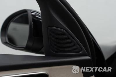 2023 Mercedes-Benz C 300 4MATIC Sedan - zdjęcie 52 z 56 - miniatura
