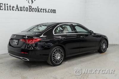 2023 Mercedes-Benz C 300 4MATIC Sedan - zdjęcie 41 z 56 - miniatura