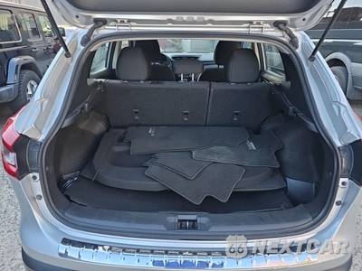 2022 Nissan Rogue Sport SV - zdjęcie 19 z 32 - miniatura