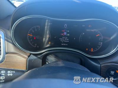 2014 Jeep Grand Cherokee Overland - zdjęcie 19 z 38 - miniatura