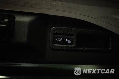 2024 Toyota bZ4X XLE - zdjęcie 8 z 30 - miniatura