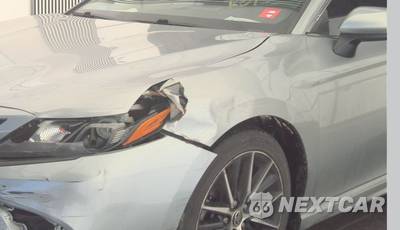 2021 Toyota Camry SE - zdjęcie 10 z 29 - miniatura