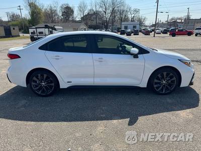 2024 Toyota Corolla Hybrid SE Sedan - zdjęcie 4 z 25 - miniatura