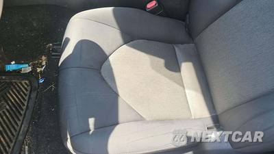2021 Toyota Camry LE - zdjęcie 21 z 28 - miniatura