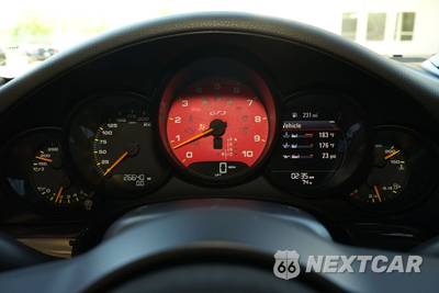 2015 Porsche 911 GT3 - zdjęcie 16 z 33 - miniatura