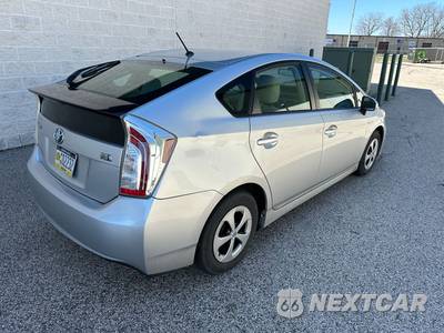 2012 Toyota Prius Two - zdjęcie 3 z 56 - miniatura