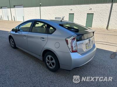 2012 Toyota Prius Two - zdjęcie 7 z 56 - miniatura